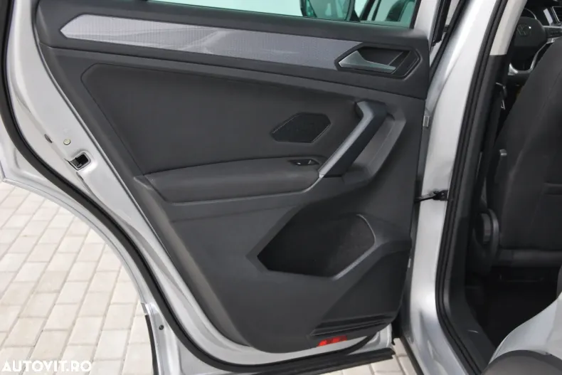 Volkswagen Tiguan din 2023 cu 47.865 km - oferta VOL123118 - foto 20