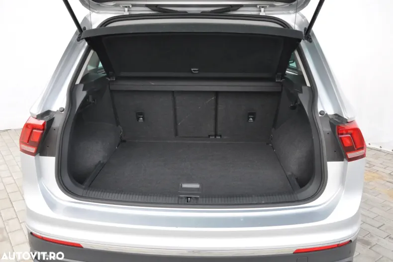 Volkswagen Tiguan din 2023 cu 47.865 km - oferta VOL123118 - foto 23
