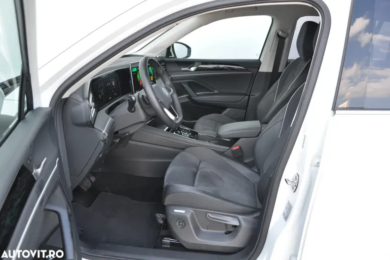 Volkswagen Tiguan din 2024 cu 23.125 km - oferta VOL123119 - foto 11