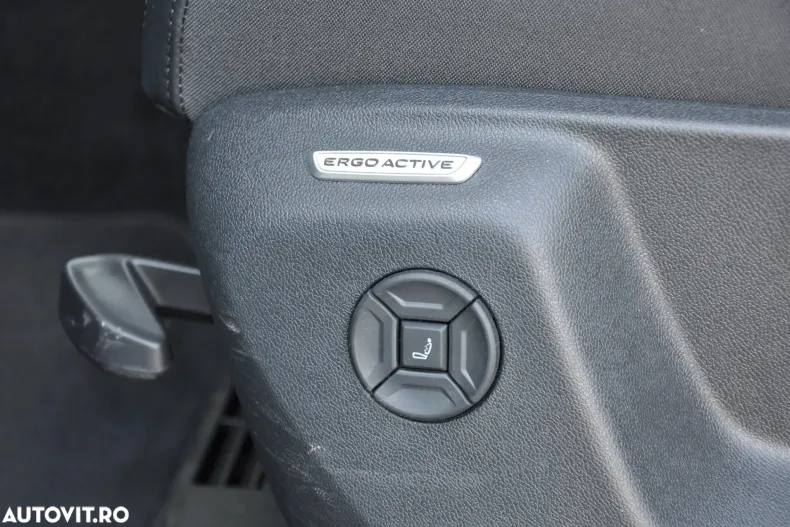 Volkswagen Tiguan din 2024 cu 23.125 km - oferta VOL123119 - foto 13