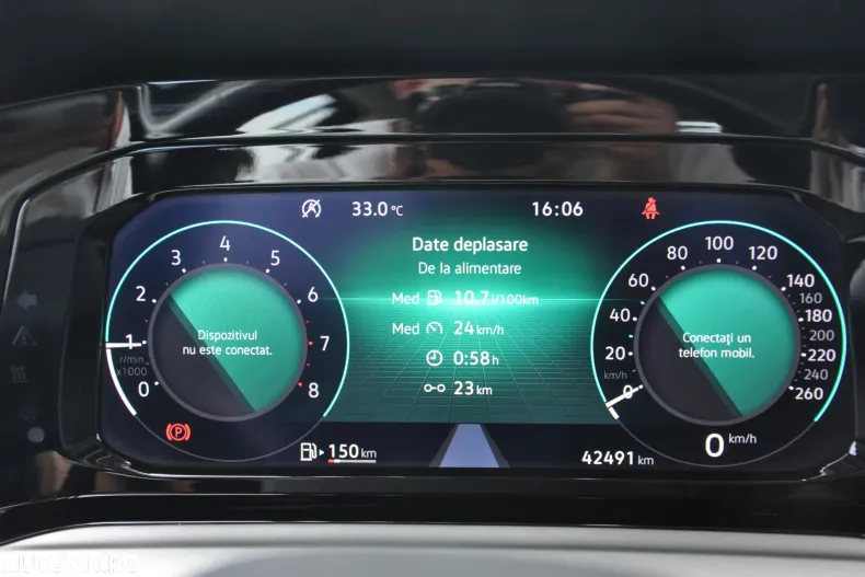 Volkswagen Golf din 2024 cu 42.490 km - oferta VOL123121 - foto 15