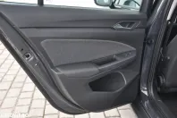 Volkswagen Golf din 2024 cu 42.490 km - oferta VOL123121 - foto 21