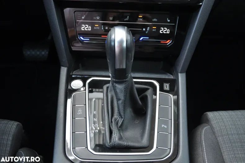 Volkswagen Passat din 2021 cu 94.676 km - oferta VOL123122 - foto 22