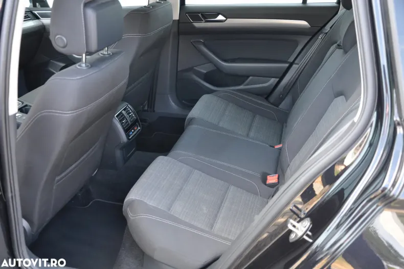 Volkswagen Passat din 2021 cu 94.676 km - oferta VOL123122 - foto 24