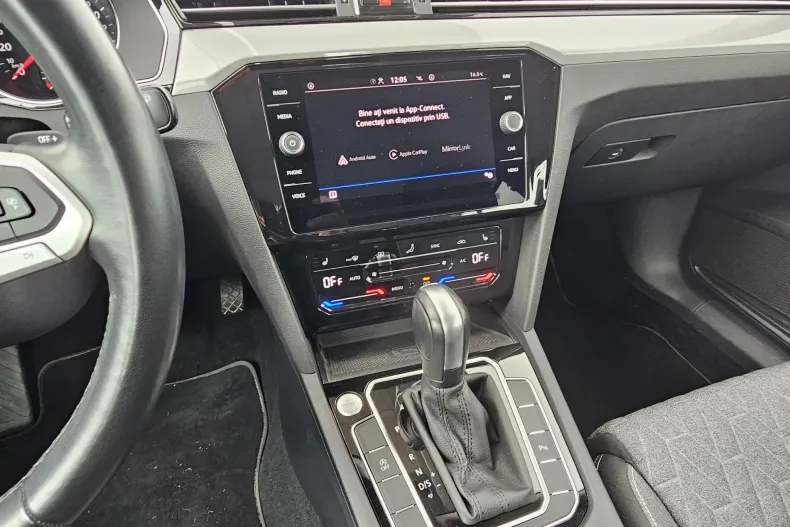 Volkswagen Passat din 2022 cu 121.808 km - oferta VOL123124 - foto 12