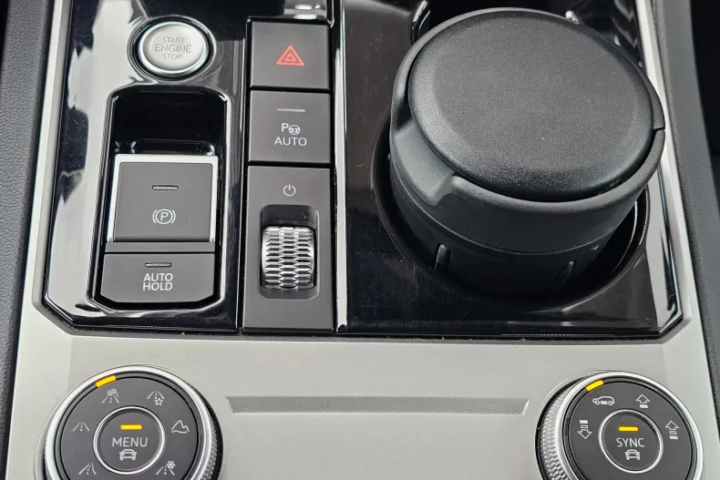 Volkswagen Touareg din 2021 cu 99.250 km - oferta VOL123127 - foto 23