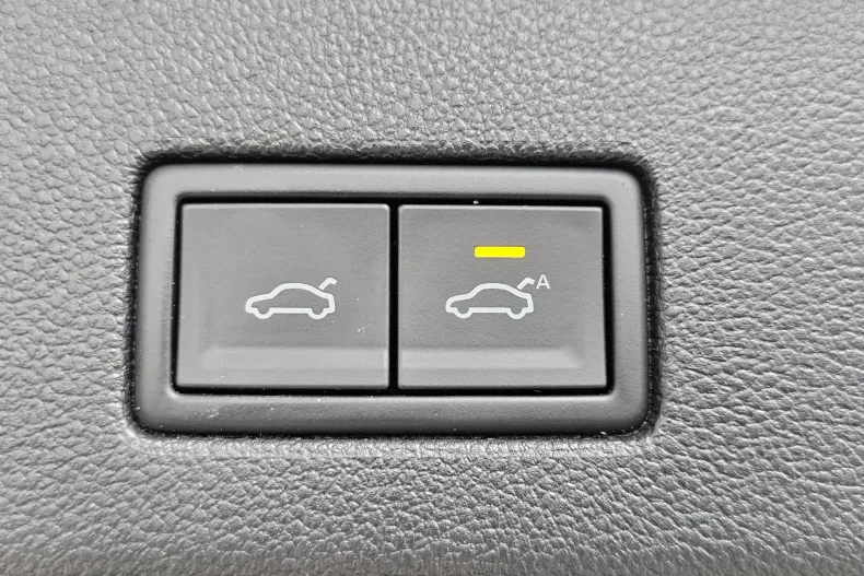 Volkswagen Touareg din 2021 cu 99.250 km - oferta VOL123127 - foto 28