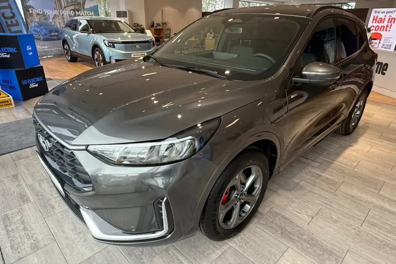 Ford Kuga din 2025 cu 5 km - oferta FOR123132 - foto 4