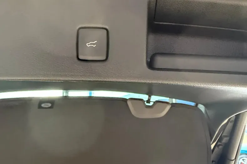 Ford Kuga din 2025 cu 5 km - oferta FOR123132 - foto 12