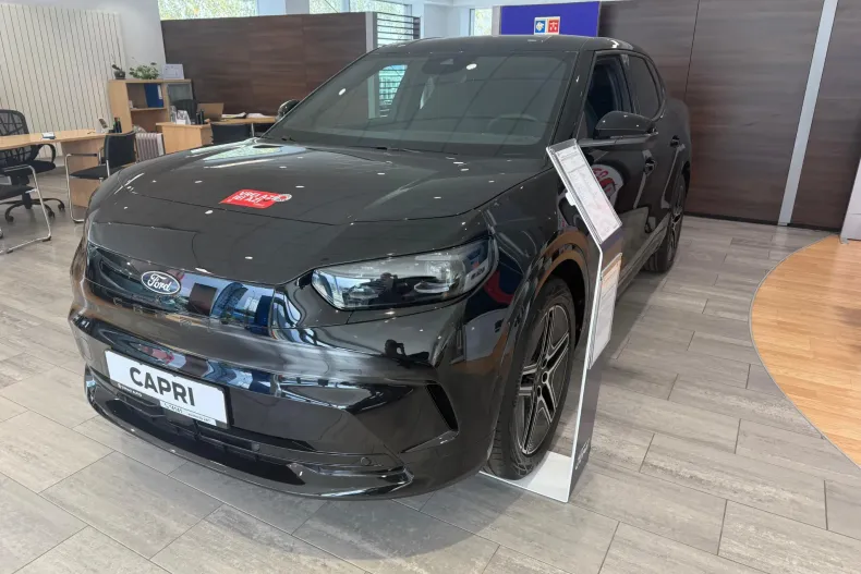 Ford Capri din 2024 cu 5 km - oferta FOR123133 - foto 4