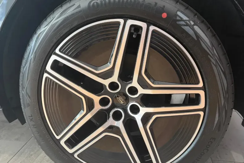 Ford Capri din 2024 cu 5 km - oferta FOR123133 - foto 5