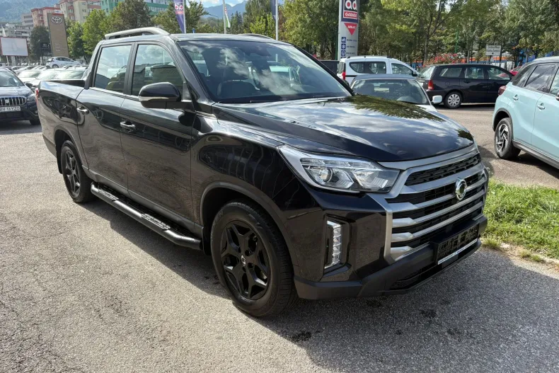 Ssangyong MUSSO din 2022 cu 44.900 km - oferta SSA123167 - foto 2