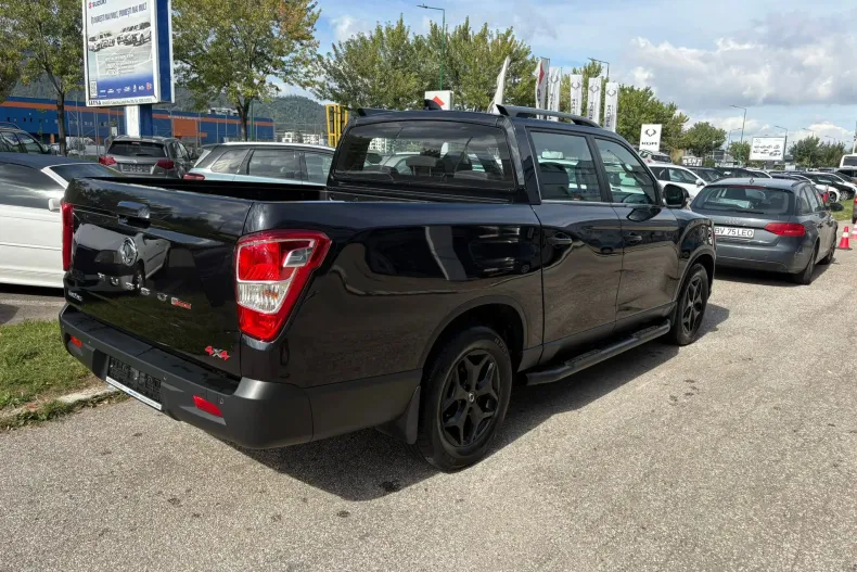 Ssangyong MUSSO din 2022 cu 44.900 km - oferta SSA123167 - foto 4