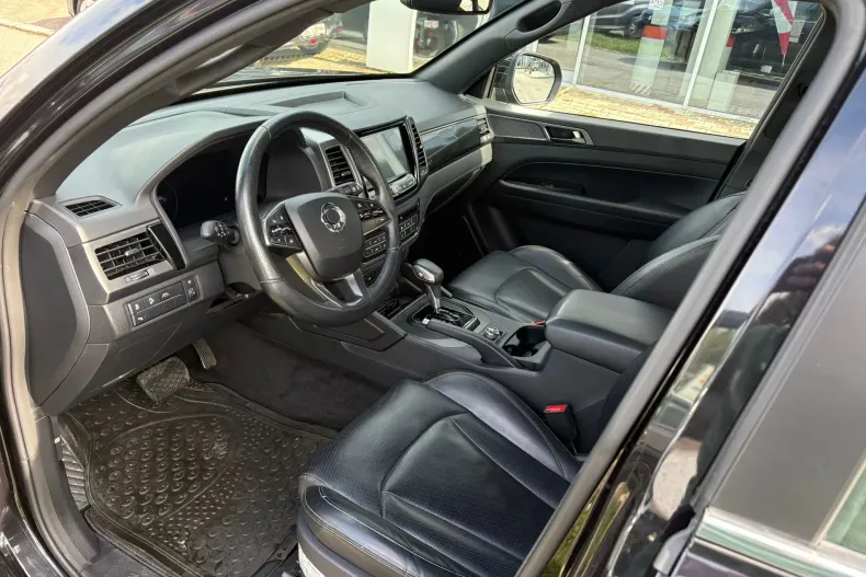 Ssangyong MUSSO din 2022 cu 44.900 km - oferta SSA123167 - foto 9