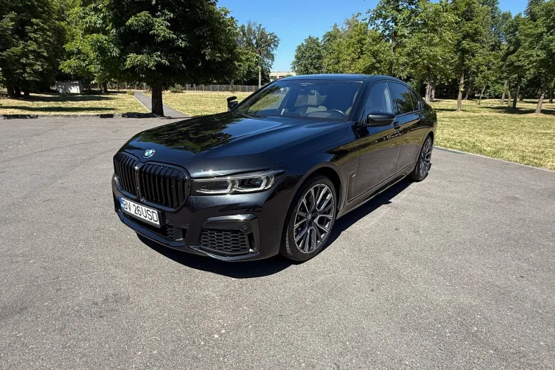 BMW Seria 7 din 2021 cu 111.309 km - oferta BMW123180 - foto 1