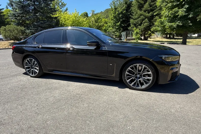 BMW Seria 7 din 2021 cu 111.309 km - oferta BMW123180 - foto 12