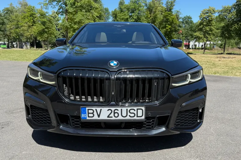 BMW Seria 7 din 2021 cu 111.309 km - oferta BMW123180 - foto 13
