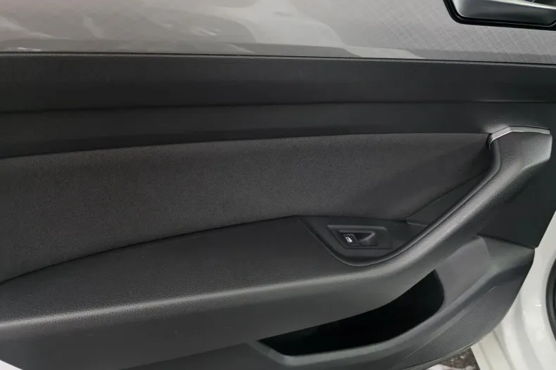 Volkswagen Passat din 2020 cu 63.222 km - oferta VOL123189 - foto 14