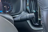 Volvo XC60 din 2022 cu 48.100 km - oferta VOL123201 - foto 29