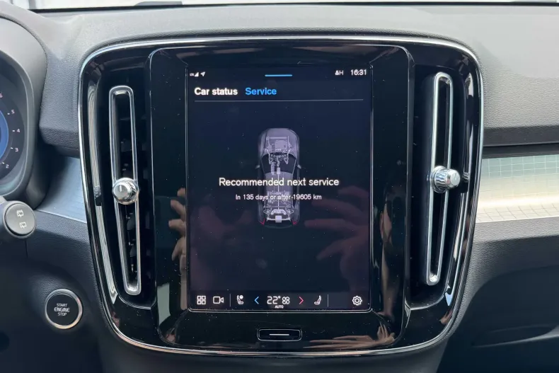 Volvo XC40 din 2022 cu 40.000 km - oferta VOL123202 - foto 31