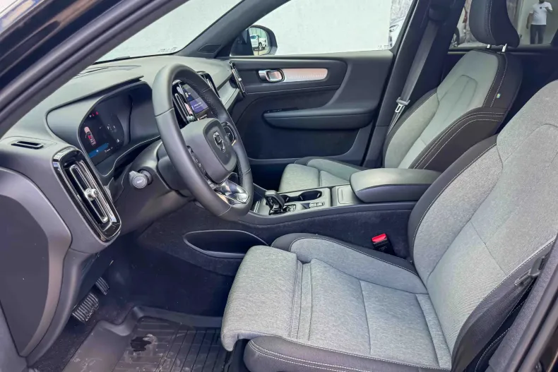 Volvo XC40 din 2022 cu 40.000 km - oferta VOL123202 - foto 34