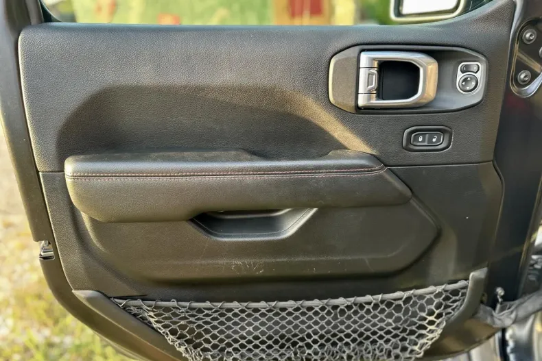 Jeep Wrangler din 2020 cu 74.900 km - oferta JEE123205 - foto 11