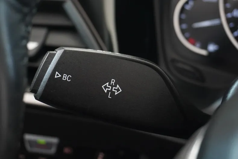 BMW Seria 3 din 2019 cu 159.200 km - oferta BMW123215 - foto 21