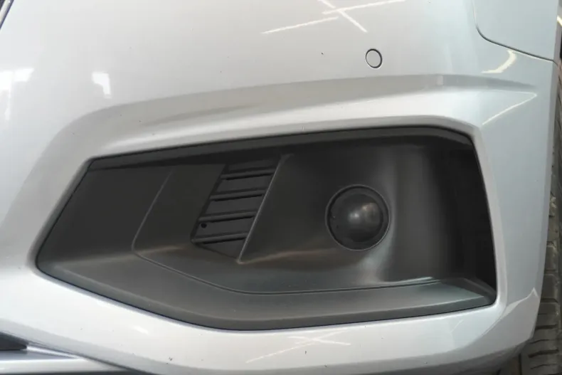 Audi A4 din 2020 cu 176.200 km - oferta AUD123216 - foto 14