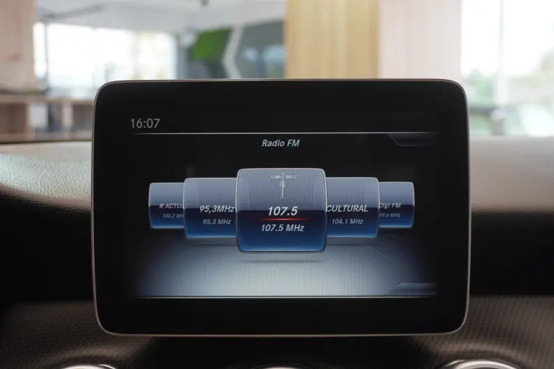 Mercedes-Benz GLA din 2019 cu 164.600 km - oferta MER123219 - foto 31