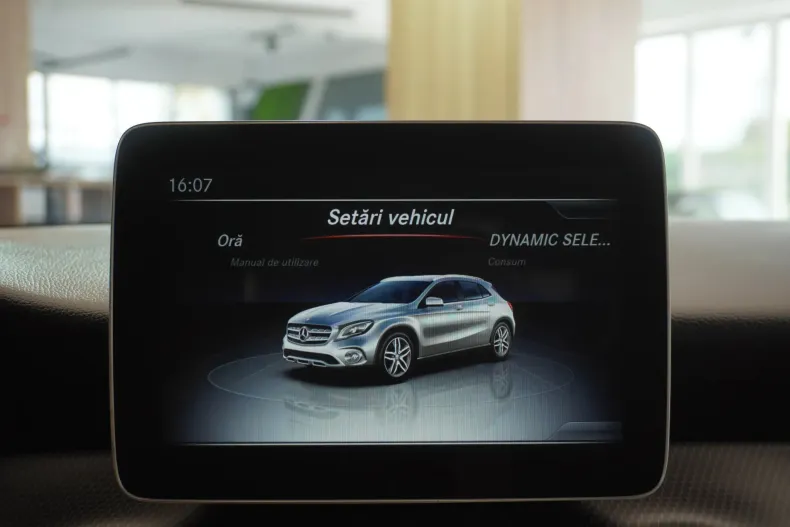 Mercedes-Benz GLA din 2019 cu 164.600 km - oferta MER123219 - foto 36