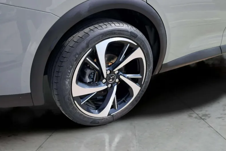 DS Automobiles DS 7 Crossback din 2023 cu 34.703 km - oferta DSA123229 - foto 25