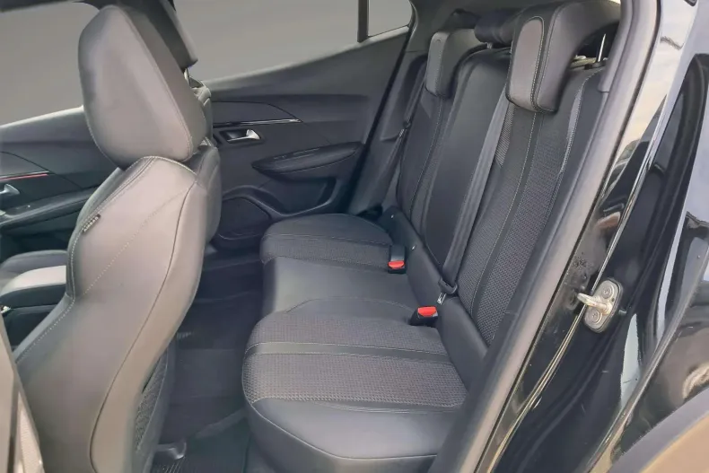 Peugeot 2008 din 2021 cu 60.558 km - oferta PEU123232 - foto 16