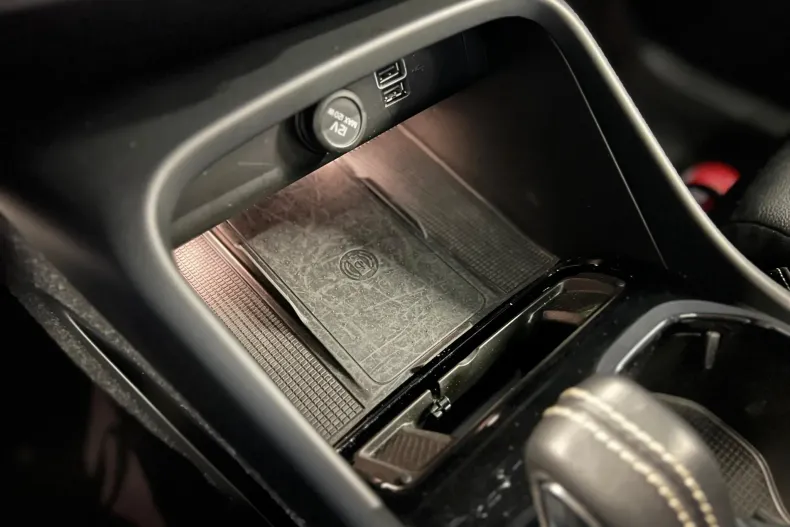 Volvo XC40 din 2019 cu 113.858 km - oferta VOL123249 - foto 16