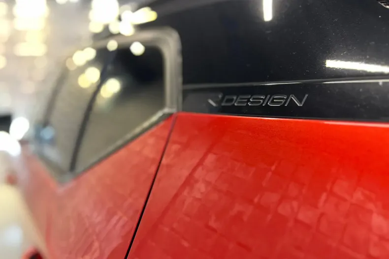 Volvo XC40 din 2019 cu 113.858 km - oferta VOL123249 - foto 24