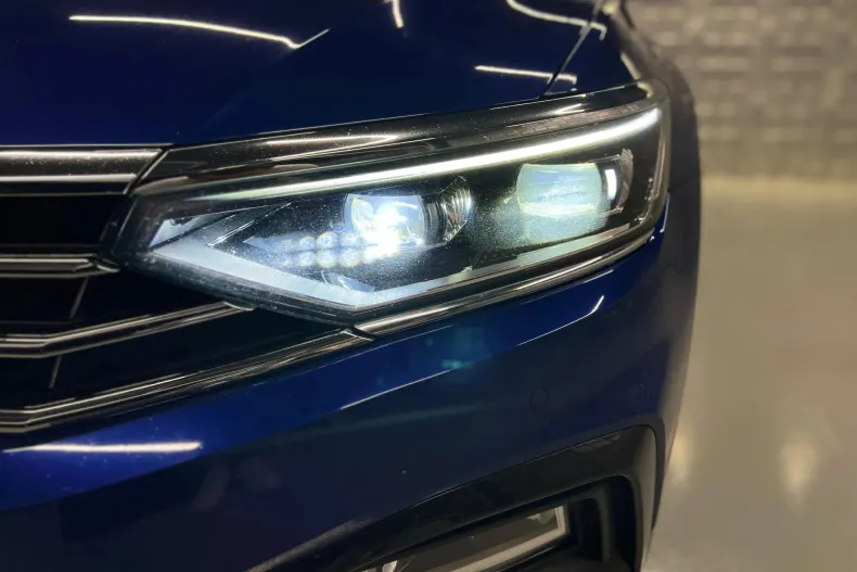 Volkswagen Passat din 2021 cu 111.500 km - oferta VOL123250 - foto 7