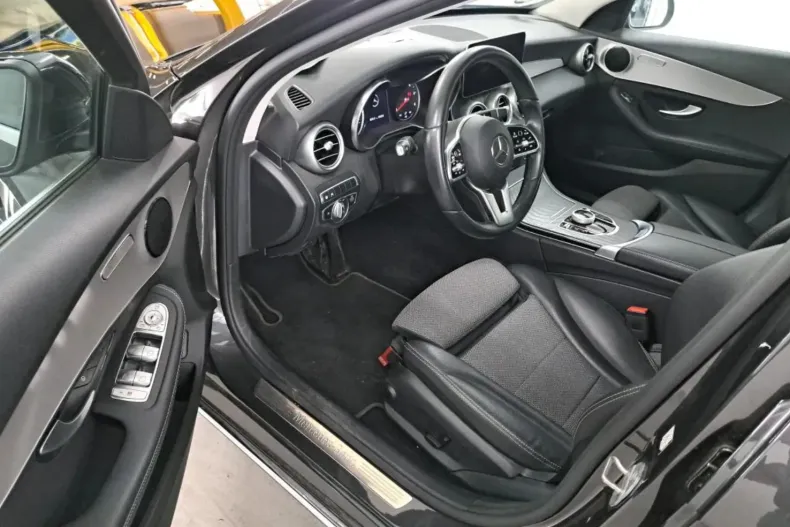 Mercedes-Benz C din 2021 cu 104.000 km - oferta MER123349 - foto 6