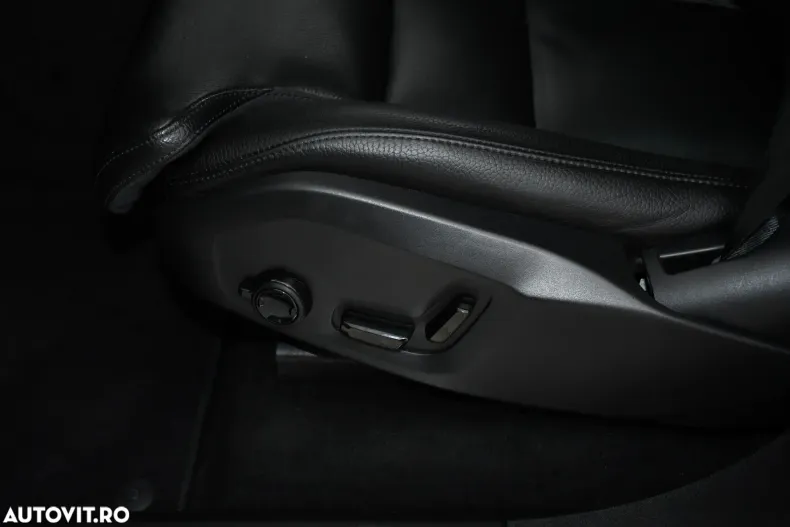 Volvo XC90 din 2020 cu 143.000 km - oferta VOL123355 - foto 28