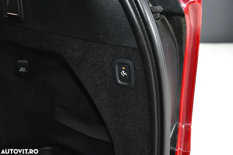 Volvo XC90 din 2020 cu 143.000 km - oferta VOL123355 - foto 32