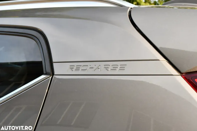 Volvo XC40 din 2021 cu 163.000 km - oferta VOL123356 - foto 24