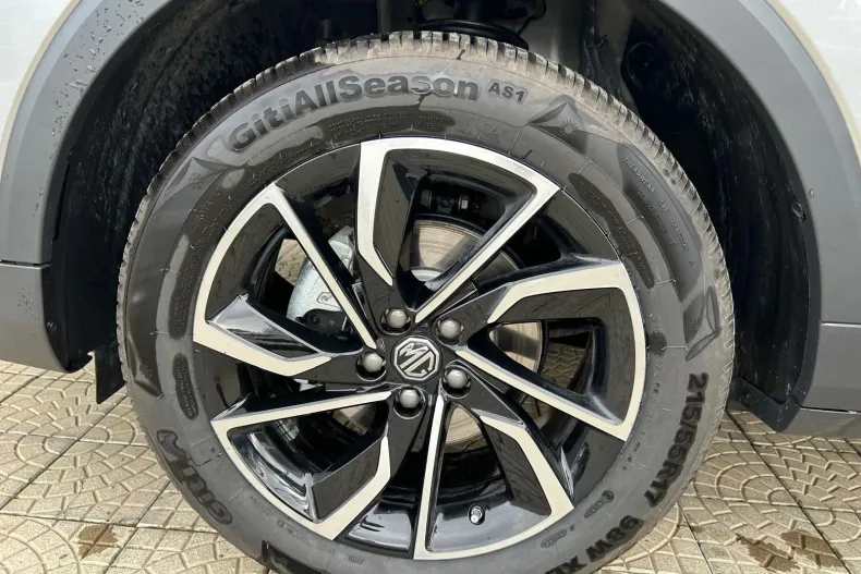 MG ZS din 2024 cu 2.000 km - oferta MG0123360 - foto 25