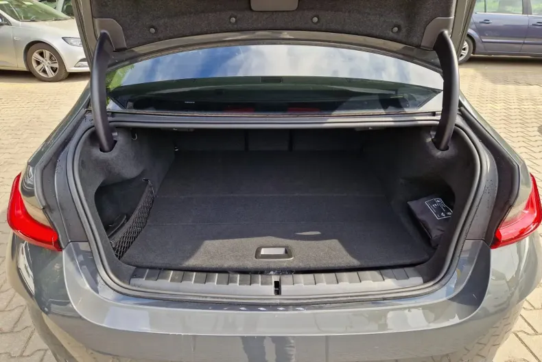 BMW Seria 3 din 2024 cu 65 km - oferta BMW123369 - foto 28