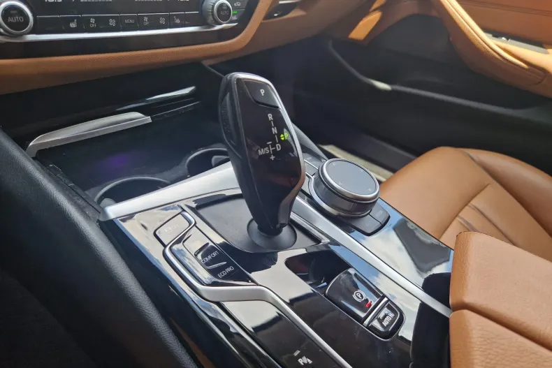 BMW Seria 5 din 2021 cu 97.187 km - oferta BMW123374 - foto 21