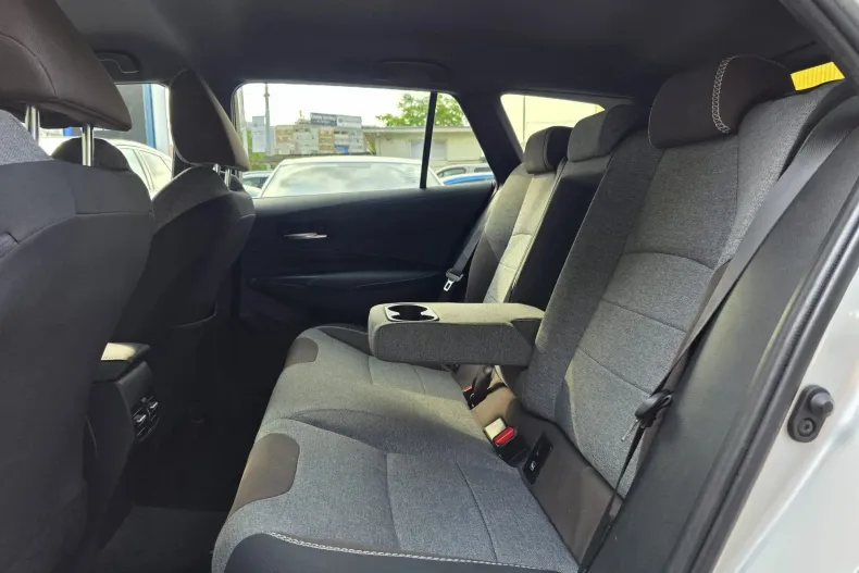 Toyota Corolla din 2020 cu 66.888 km - oferta TOY123380 - foto 21