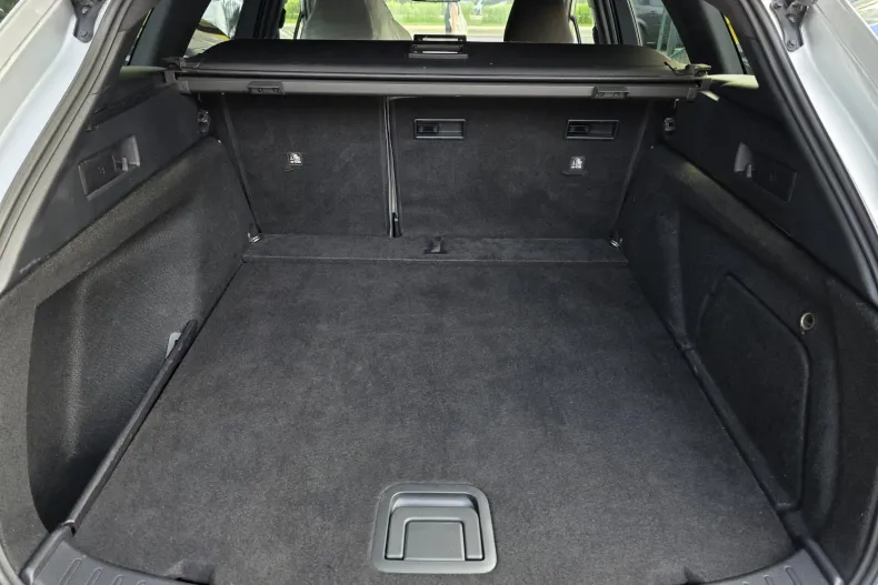 Toyota Corolla din 2020 cu 66.888 km - oferta TOY123380 - foto 22