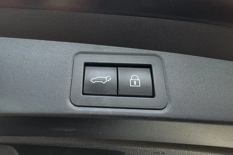 Toyota Corolla din 2020 cu 66.888 km - oferta TOY123380 - foto 23