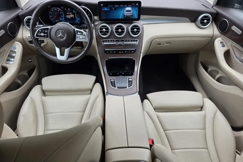Mercedes-Benz GLC din 2020 cu 42.145 km - oferta MER123383 - foto 8