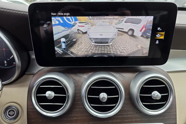 Mercedes-Benz GLC din 2020 cu 42.145 km - oferta MER123383 - foto 17