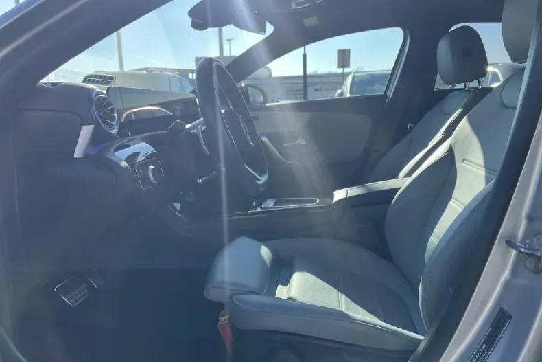 Mercedes-Benz A din 2024 cu 20.724 km - oferta MER123395 - foto 14