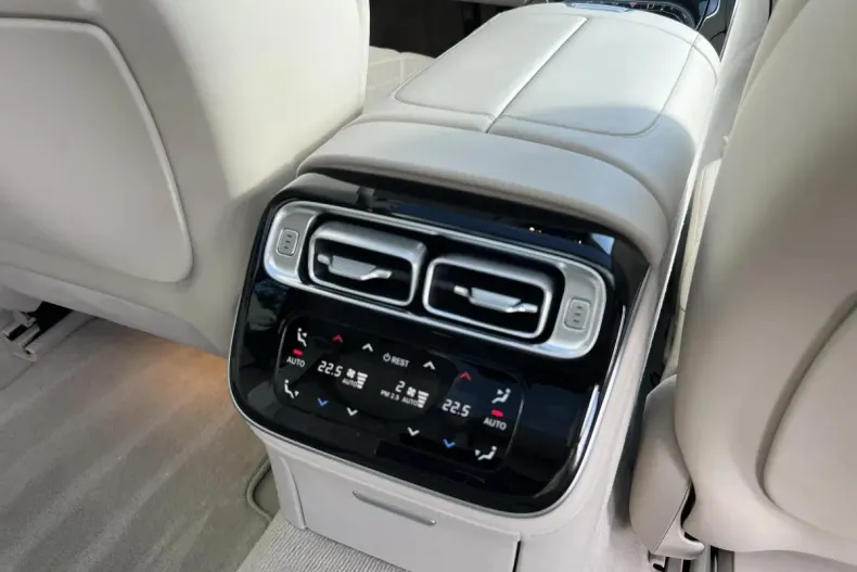 Mercedes-Benz S din 2023 cu 17.550 km - oferta MER123398 - foto 17