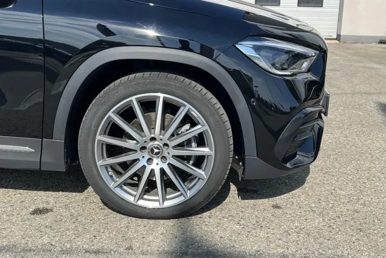 Mercedes-Benz GLA din 2023 cu 20.547 km - oferta MER123401 - foto 16